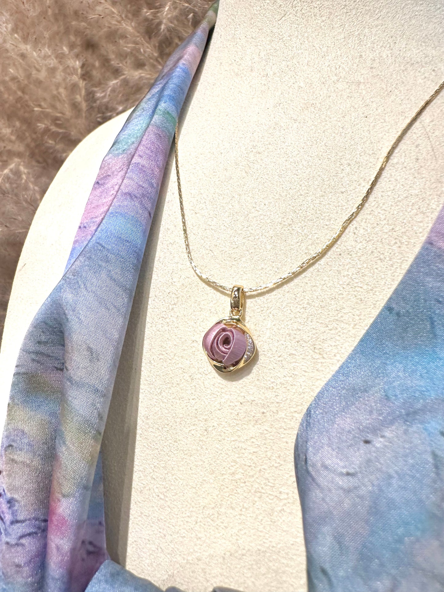 Champagne Gold : MIsty Purple MIni Rose-Starry Sky Necklace