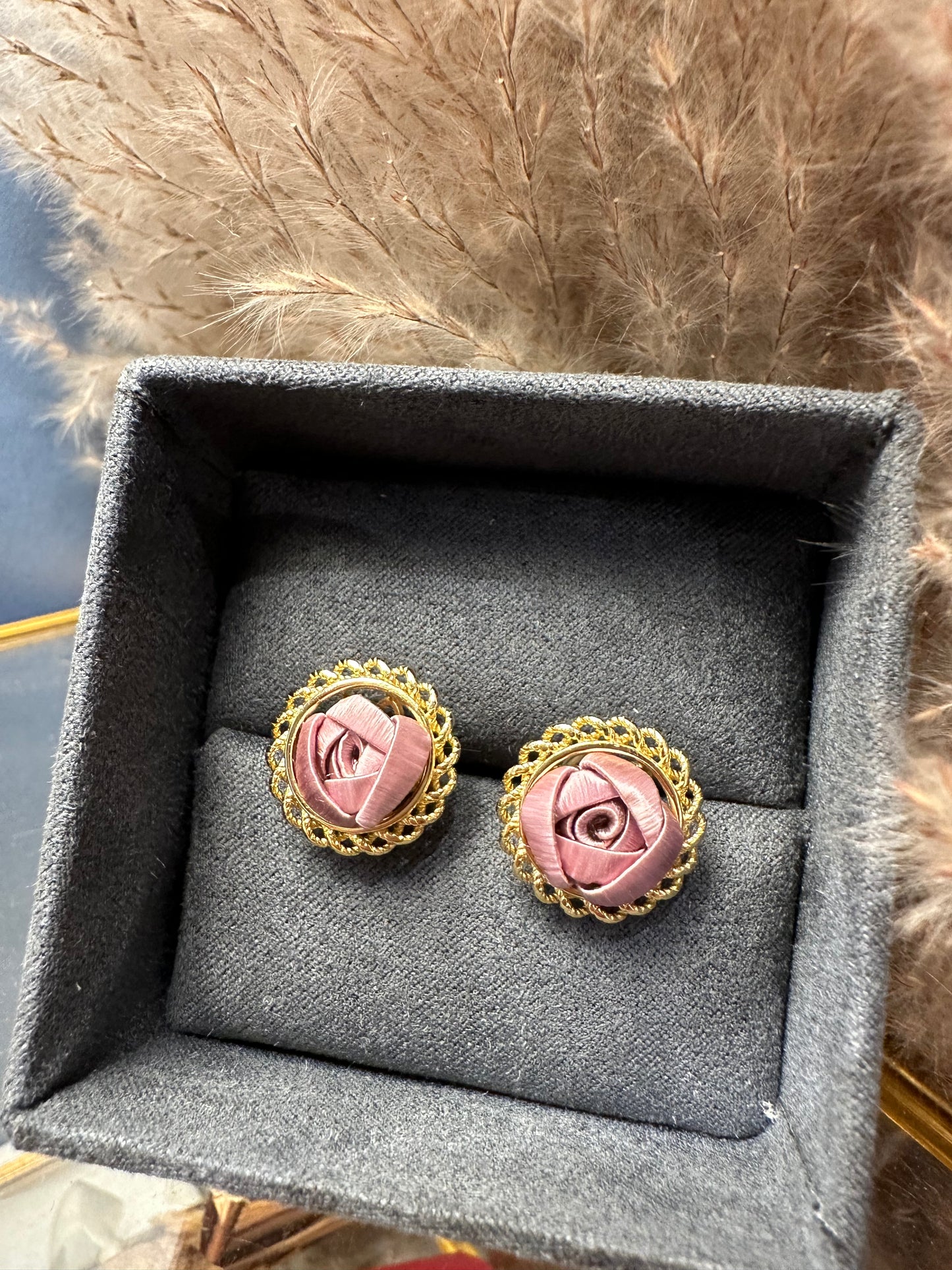 Champagne Gold : MIsty Purple Little Rose -Twilight Earrings