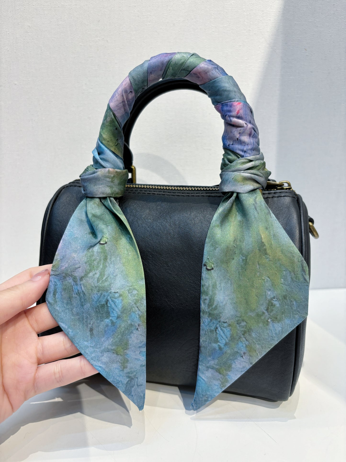 Silk Twilly-Dusky Lake