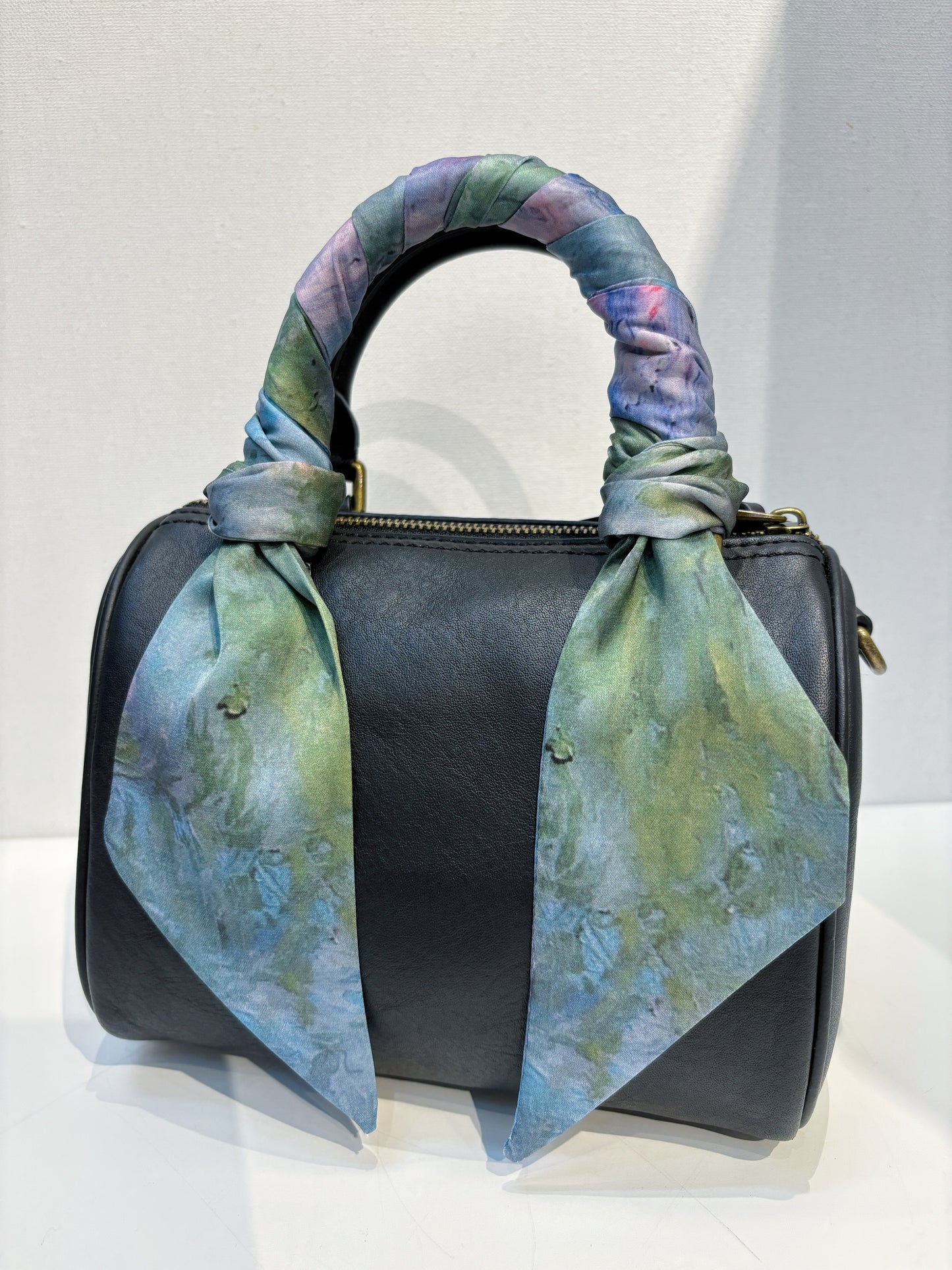 Silk Twilly-Dusky Lake