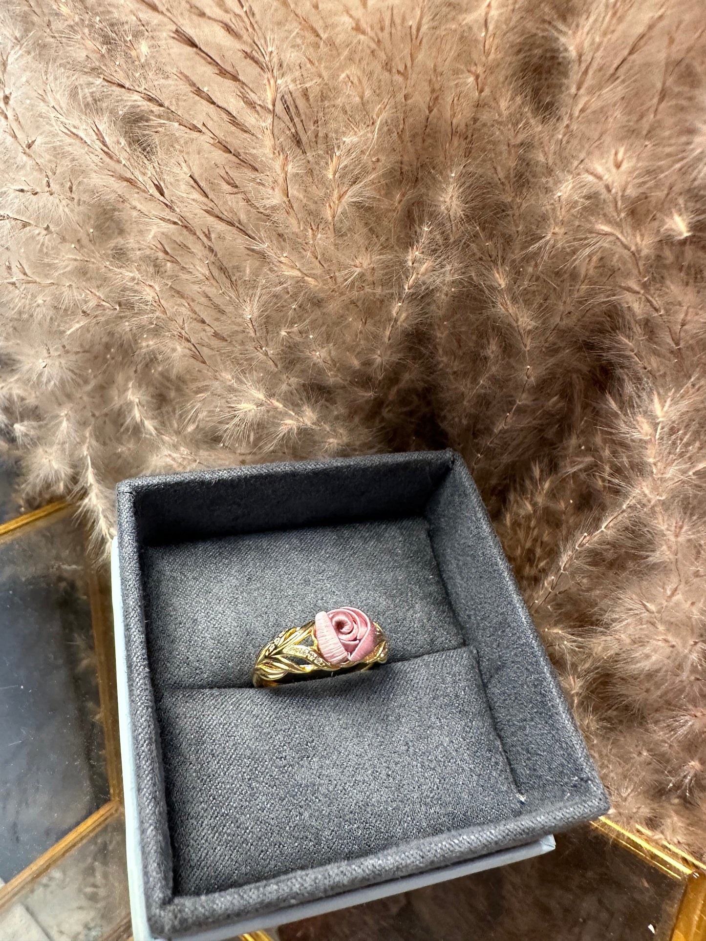 Champagne Gold : Misty Purple Mini Rose-Meteor Ring