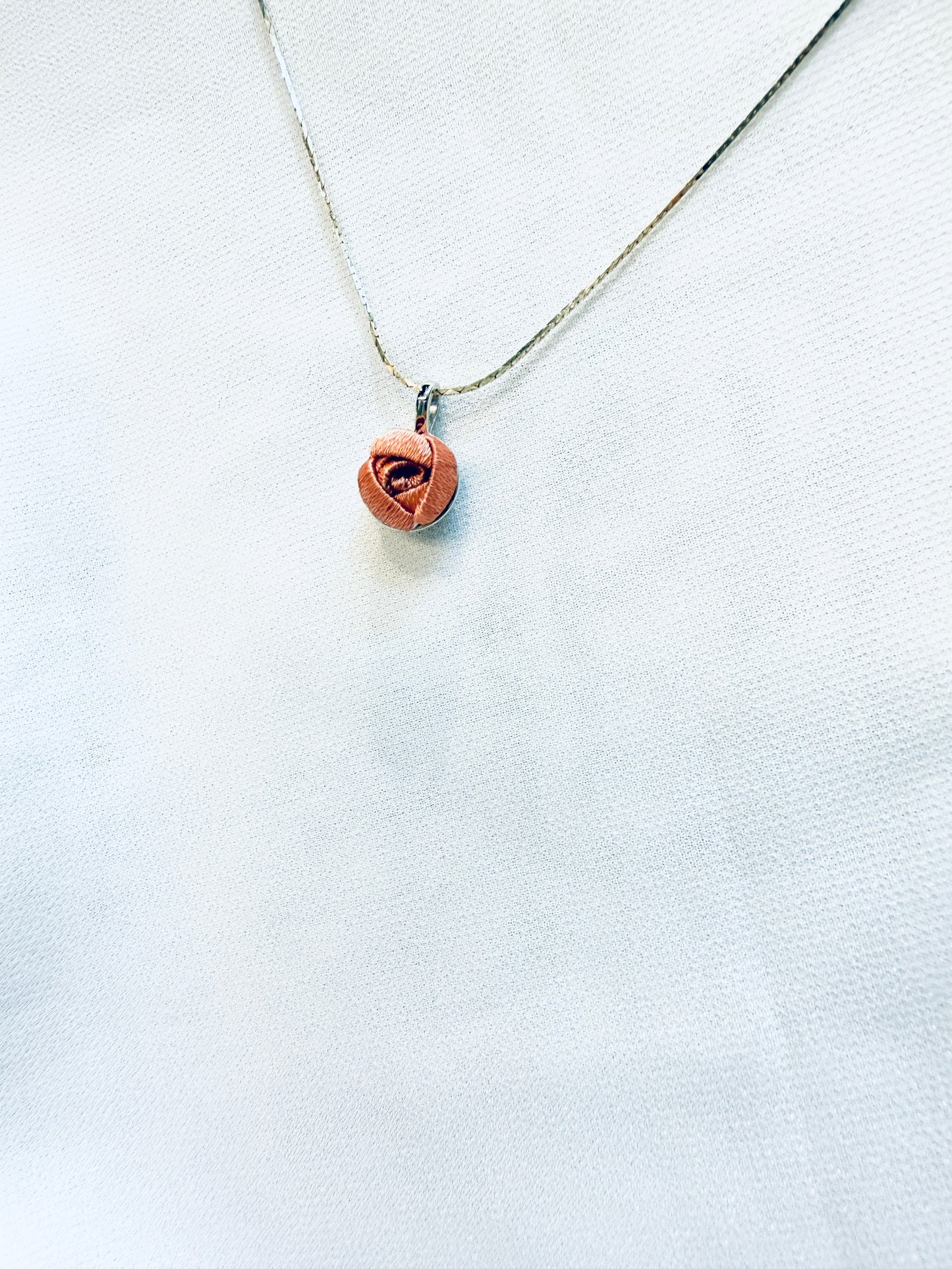 蘇菲雅系列︰小玫瑰項鍊 乾燥玫瑰粉