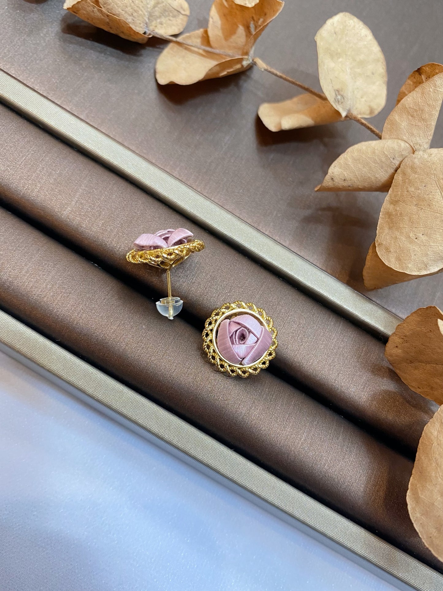 Champagne Gold : MIst Purple Little Rose Earrings 