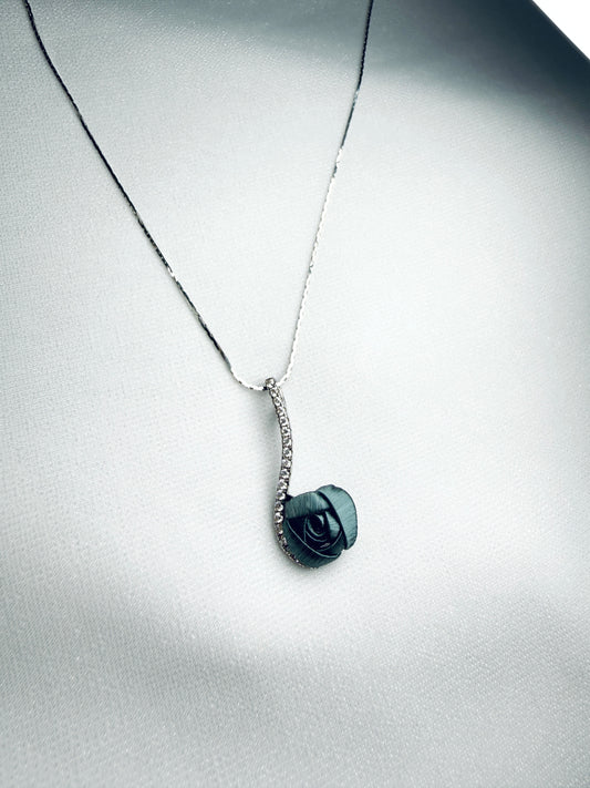 Limited new color: graphite green streamline necklace