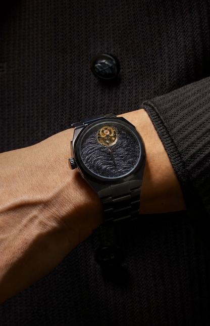 グローバル限定エディション: シルク トゥールビヨン - ブラック ホール 42mm