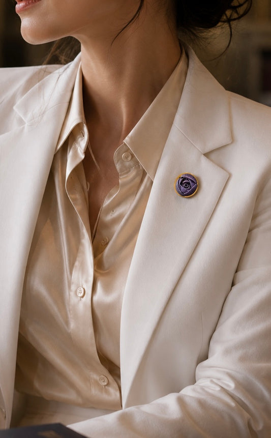 Virginia Woolf: Big Rose Badge (18K / Black Nickel)
