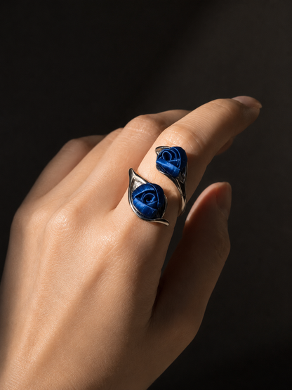 Starry Midnight : Midnight Blue Twin Mini Rose-White Gold Leaf Ring 