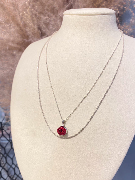 Fewness: double-strand small rose necklace